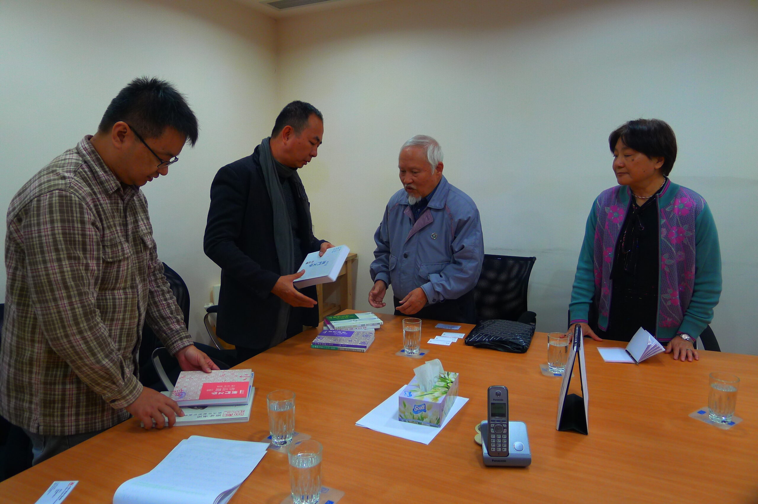 與韓牧伉儷交談 Conversa com o casal Han Mu